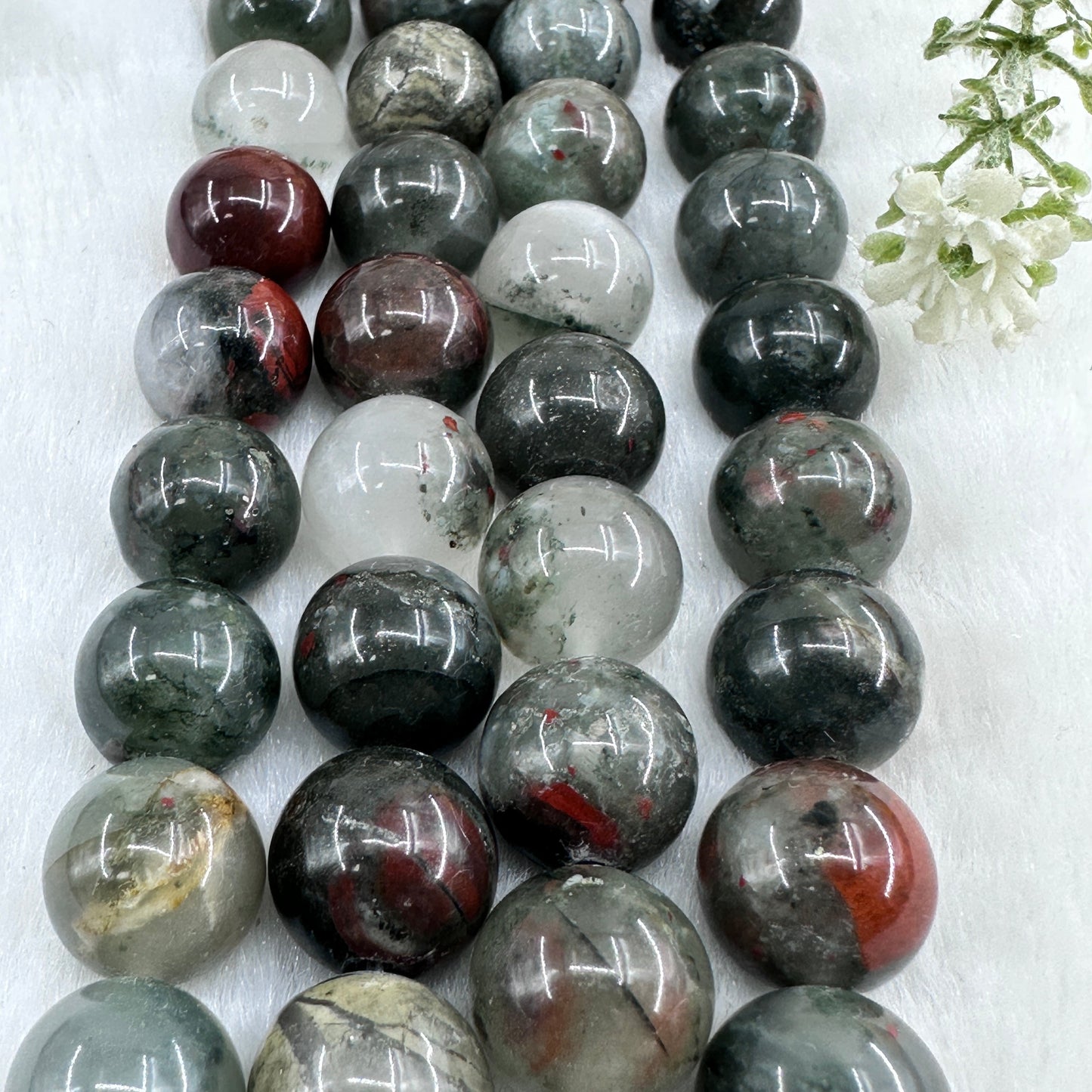 KEVI-DIY-【12 MM】Natural Crystal Beads  (1 Strand about 32PCS)